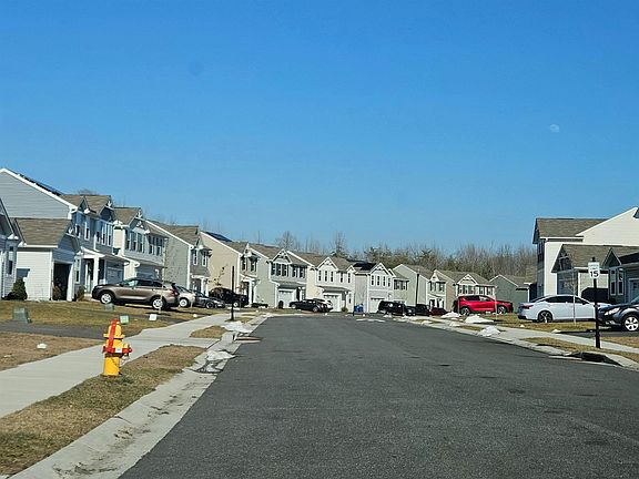 5th image of 175 Cool Springs Rd