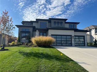 16920 Rosehill St, Overland Park, KS 66221
