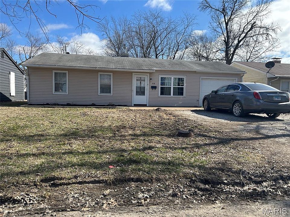 1st image of 718 Saint Martin Dr