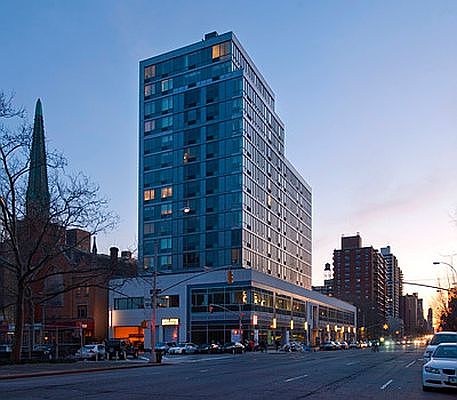 4th image of 801 Amsterdam Ave APT 6A