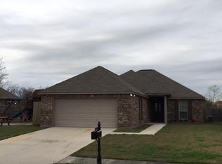 39512 Rue Royale, Prairieville, LA 70769