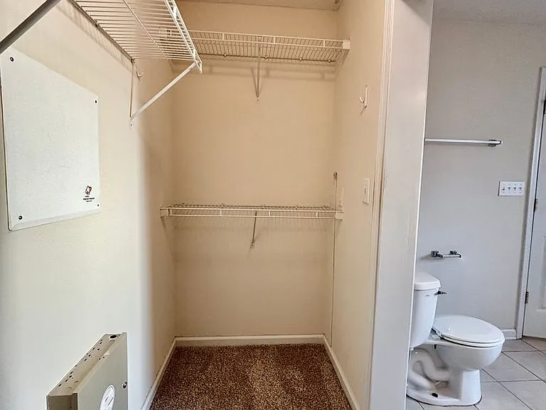 1711 Renwick Dr #102 — Photo 20