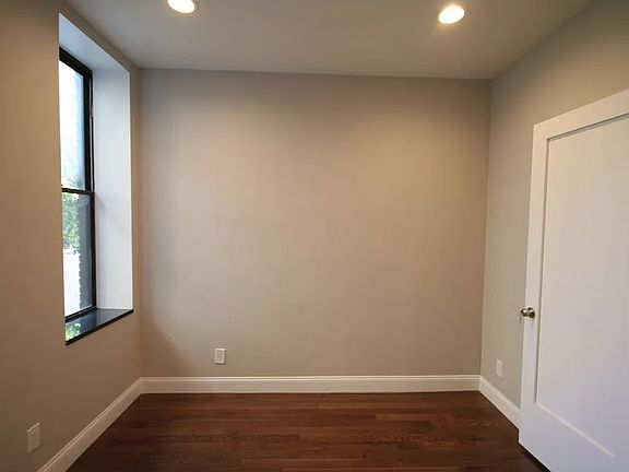 5th image of 543 E 5th St APT 6