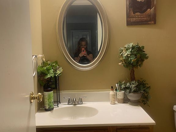 4th image of 4244 Regal Ave