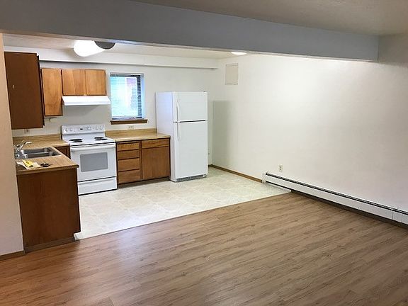 Living area into the Kitchen