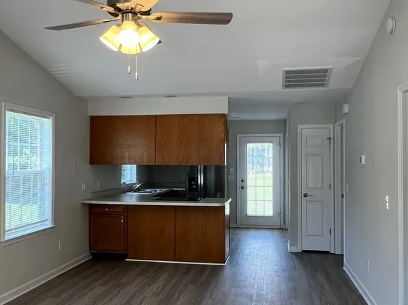 122 Springwood Ln, Mooresville, NC 28117