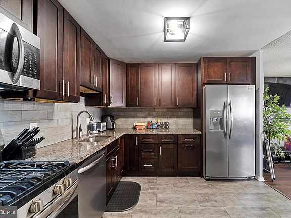 3rd image of 1840 Frontage Rd APT 1004