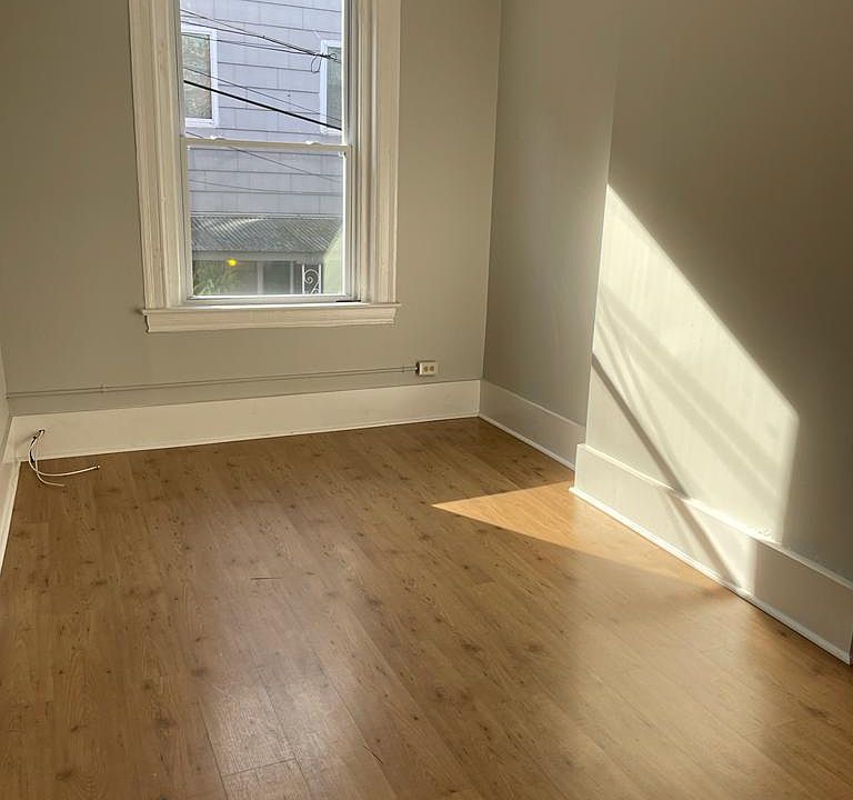 living room or additional bedroom, 1st floor