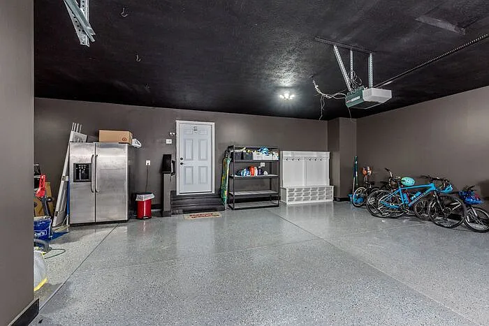 14426 Chariots Whisper Dr — Photo 36