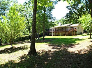 123 Woodland Cove Rd, Franklin, NC 28734