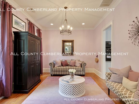 4th image of 2166 Palmyra Dr SE