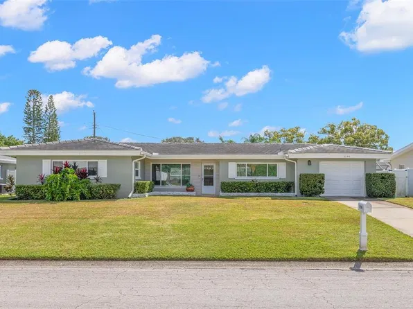 2196 INDIAN AVENUE S, BELLEAIR BLUFFS, FL 33770