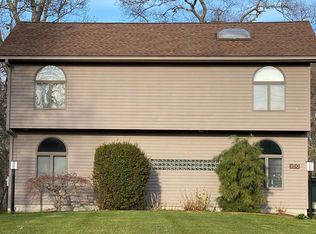 100 Shirley Dr, Charlestown, RI 02813