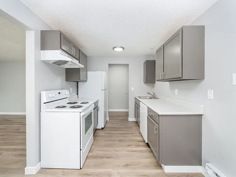 Pine Tree Lane Apartments — Photo 17
