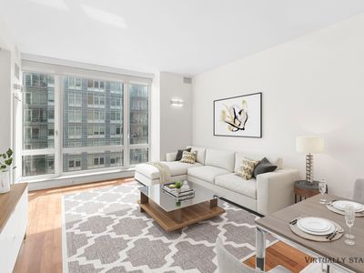 250 E 53rd St APT 1603, New York, NY, 10022
