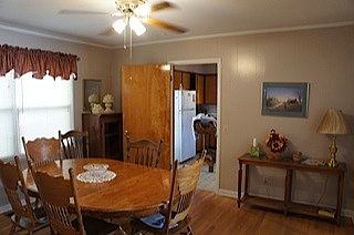 2nd image of 100 Oak Grove Ave
