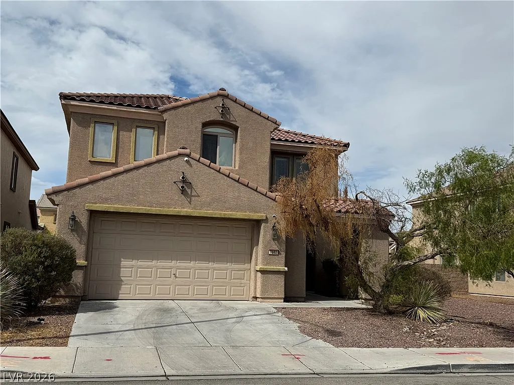 4 bed, 3.5 bath, 3073 sqft, $2,600 — Photo 1