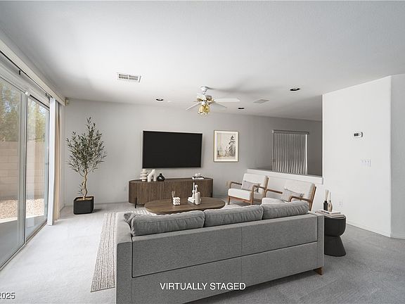 5th image of 9604 Summer Cypress St