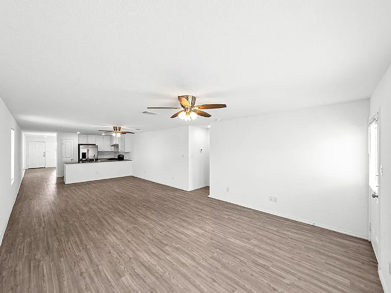 8802 McCoy Pass — Photo 11