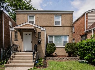 10048 S Saint Lawrence Ave, Chicago, IL 60628