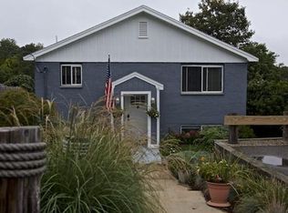 43 Beach St, Plymouth, MA 02360