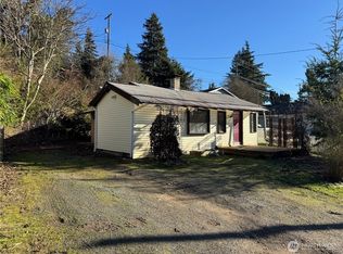 18411 12th Ave NE, Seattle, WA