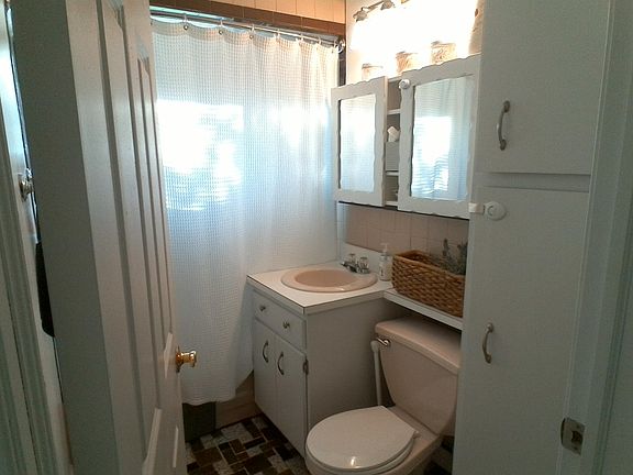4th image of 43 High Ln