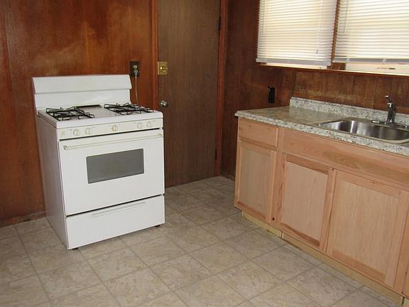 4th image of 239 McKinley Ave #1