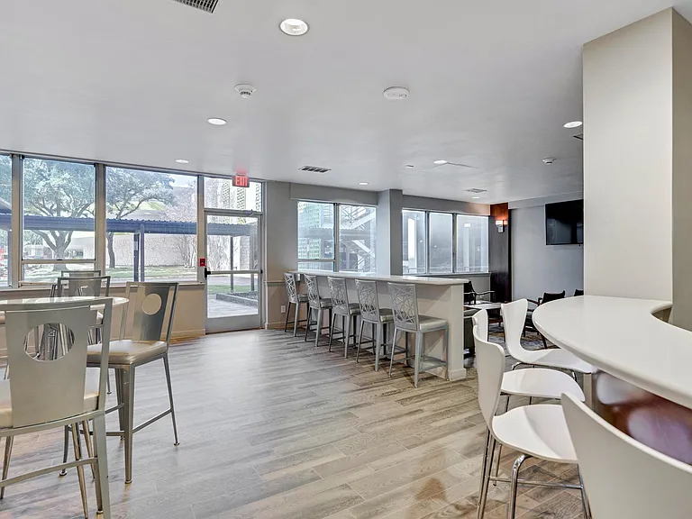 Skyline at Kessler — Photo 22