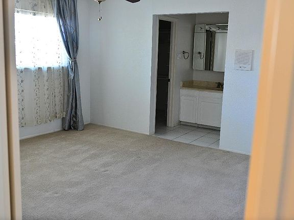 5th image of 1473 Forestglen Dr