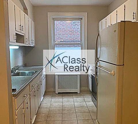 3rd image of 21-47 Steinway St #B1