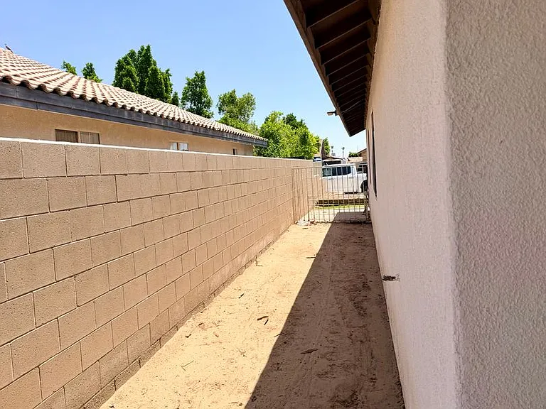 1028 N McCain Ave — Photo 21