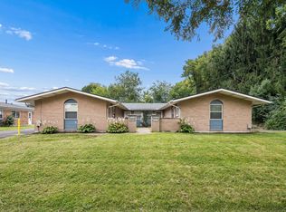 2400-2406 Red Coach Dr, Springfield, OH 45503