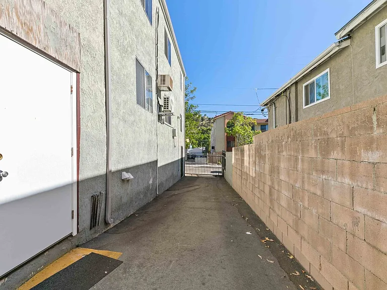 7137 Greeley St #4 — Photo 24
