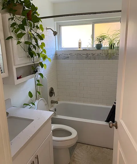 3008 E Howell St — Photo 8