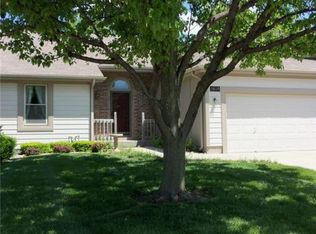 2626 NE 74th St, Kansas City, MO 64119