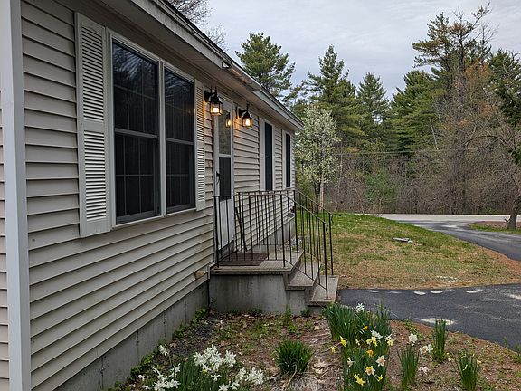 2nd image of 17 McConkey Rd