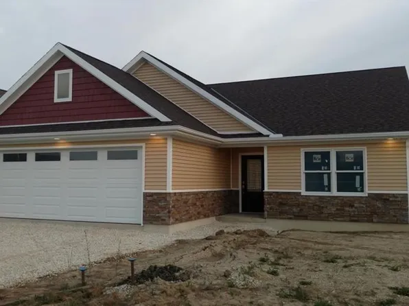 421 Flora Ln, Coldwater, OH 45828