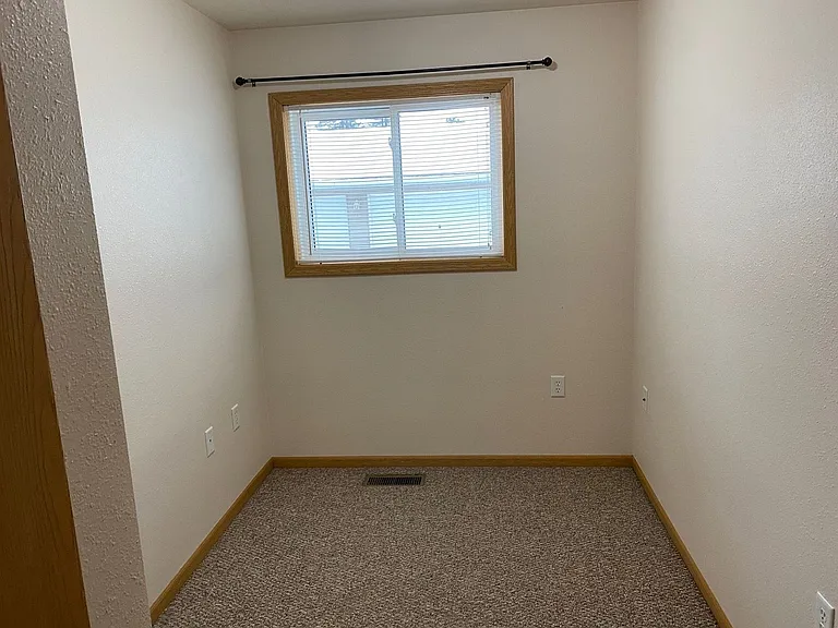 1431 N Stevens St — Photo 7