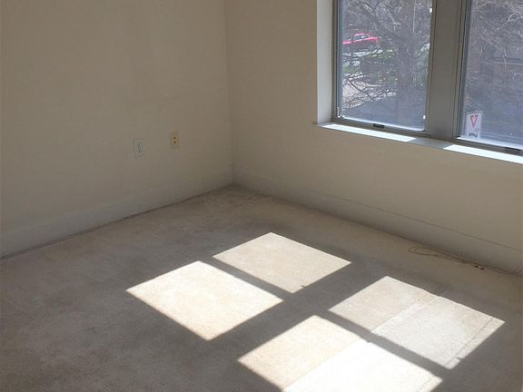 5th image of 1800 Wilson Blvd Unit 114