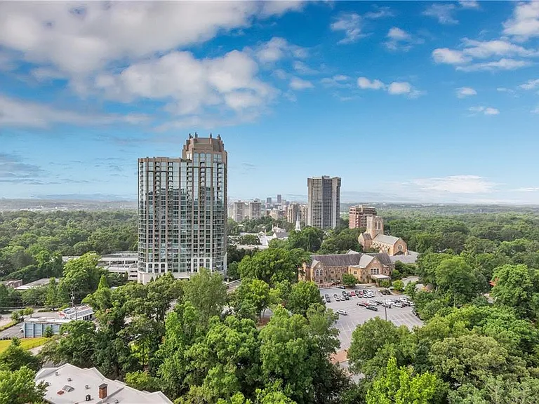 2828 Peachtree Rd NE #1903 — Photo 12
