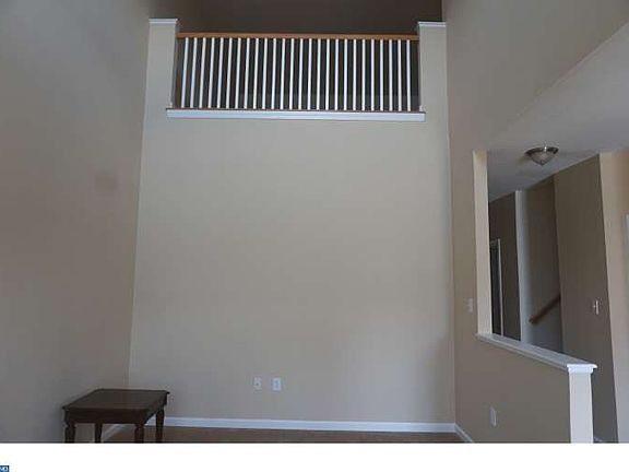 5th image of 15029 Sunflower Dr