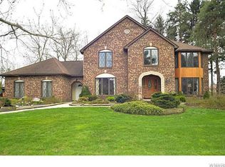 105 Halston Pkwy, East Amherst, NY 14051