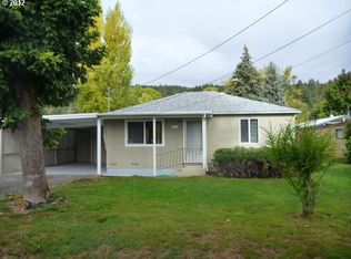 1033 E 2nd Ave, Sutherlin, OR 97479