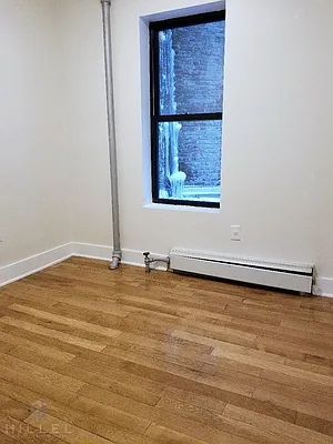Rented by Hillel Realty Group | media 9