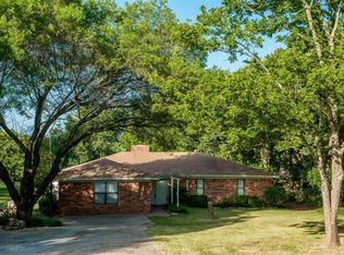 3025 Oak Hill Rd, Alvarado, TX 76009