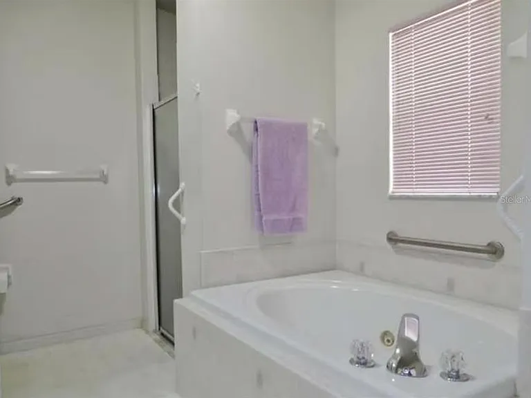 2534 N Brentwood Cir — Photo 12