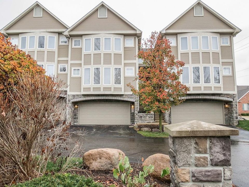 1st image of 255 Old Creek Dr