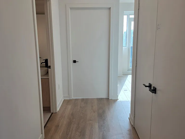 1185 Dupont St #2201 — Photo 4