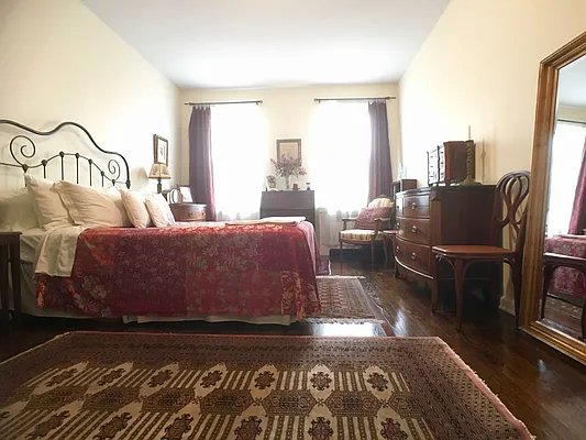 Rented by Compass | media 16